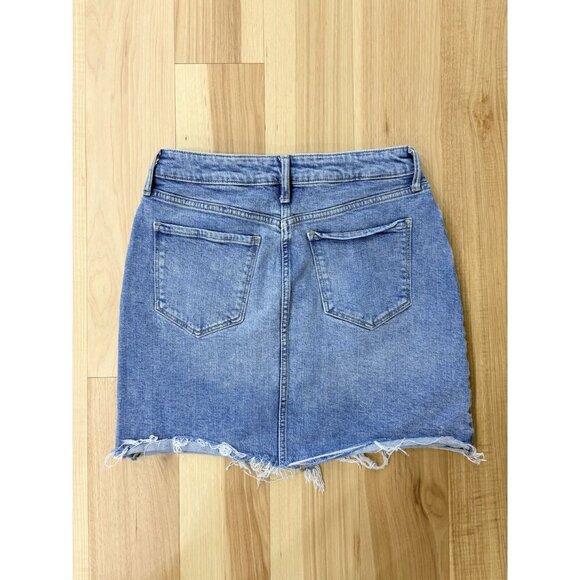 Old Navy Womens Cutoff Denim Skirt Size 6 Light Wash Frayed Hem Casual Style - Picture 4 of 4